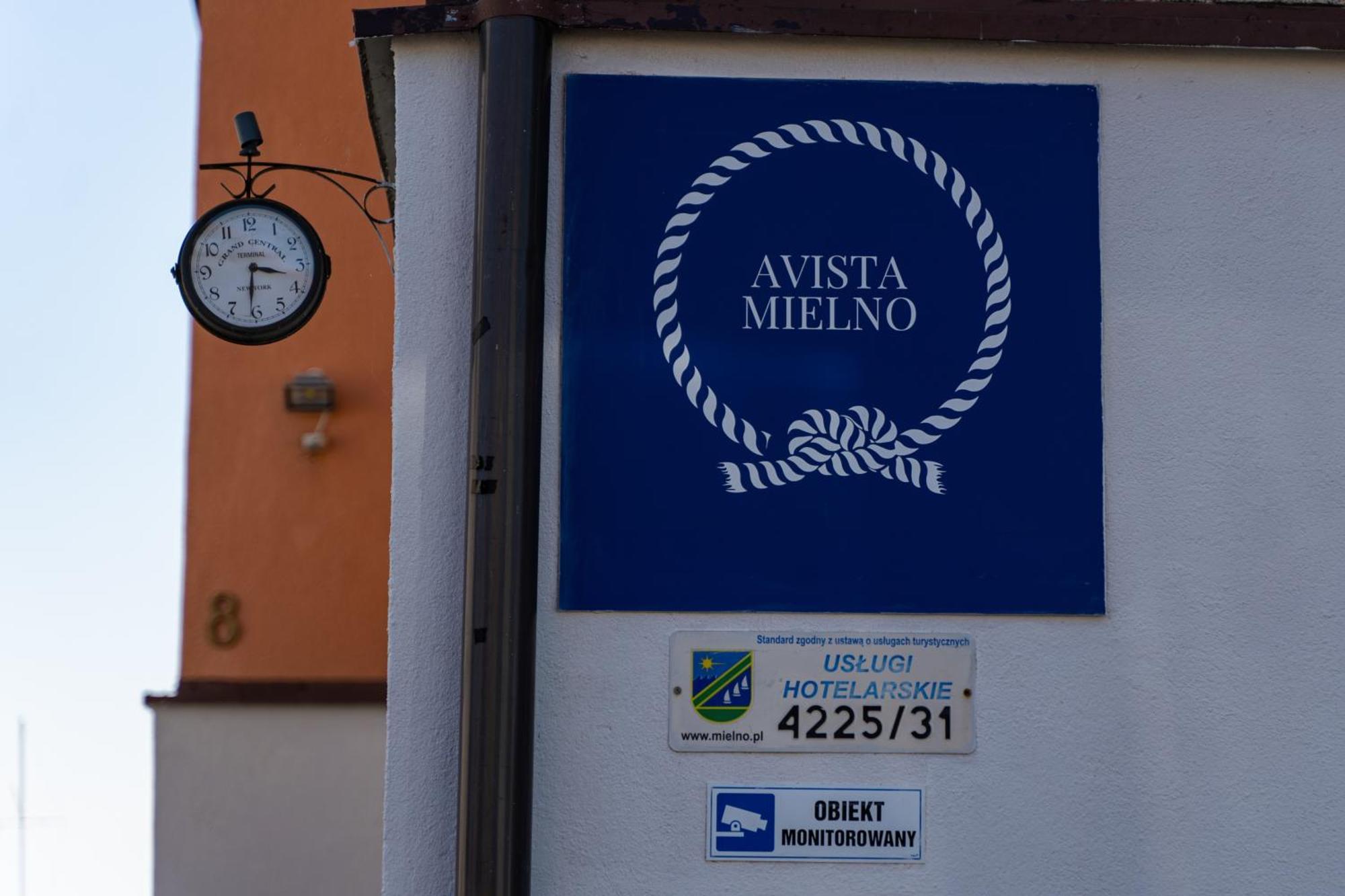Avista Mielno Unieście Exterior foto