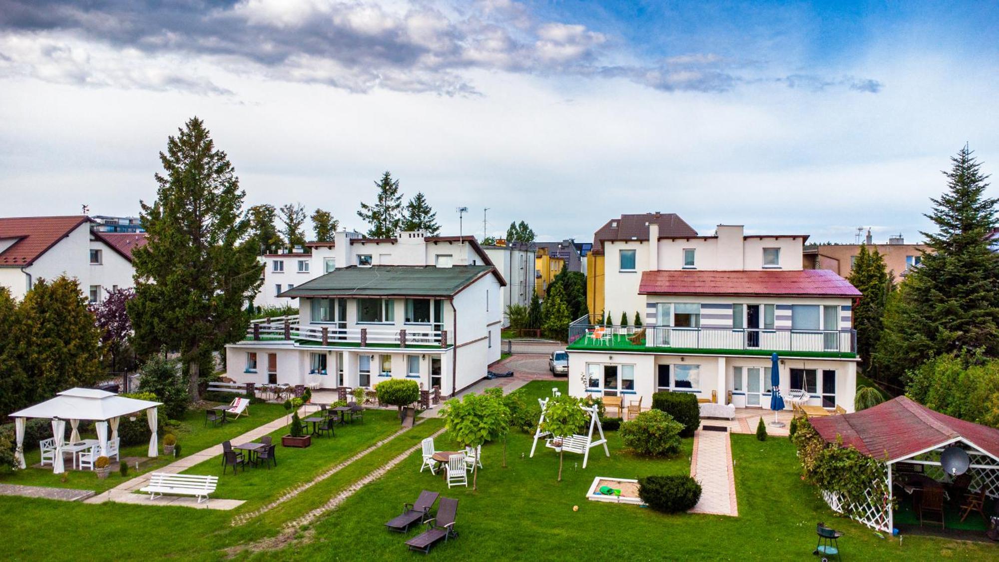 Avista Mielno Unieście Exterior foto