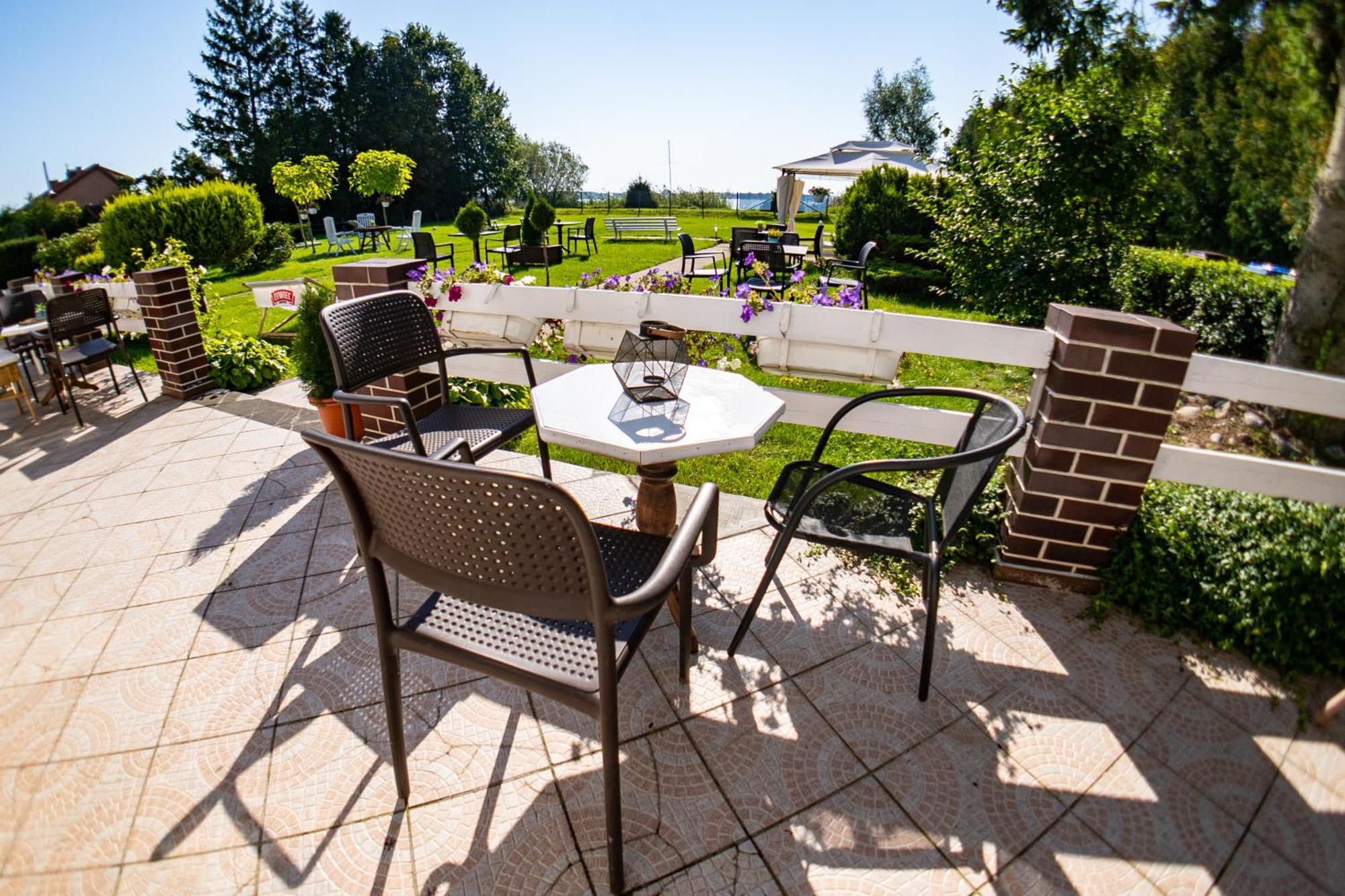 Avista Mielno Unieście Exterior foto